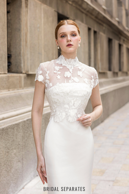 Short Bridal Cape with Floral Lace / "Ottilie"
