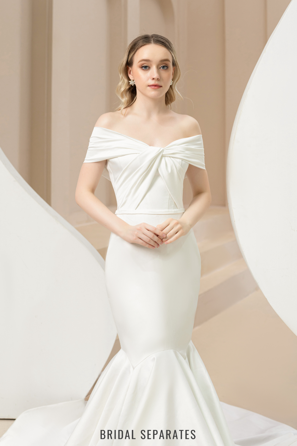 Off Shoulder Mermaid Wedding Dress / "Ilaria"