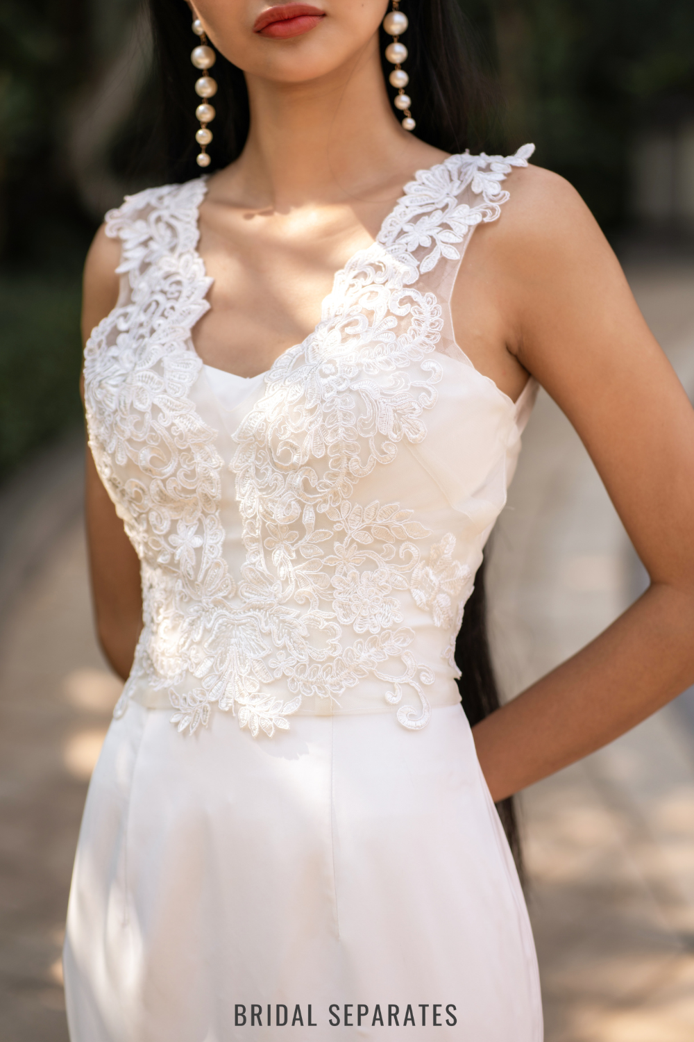 Lace Short Bridal Cape / "Serena"