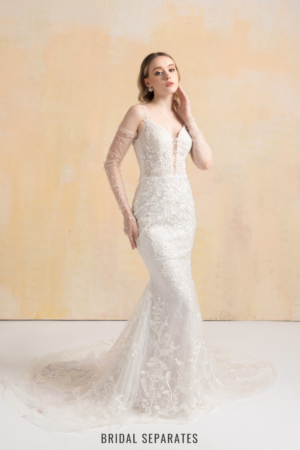 Mermaid  Wedding Dress with Detachable Sleeves / "Karina"