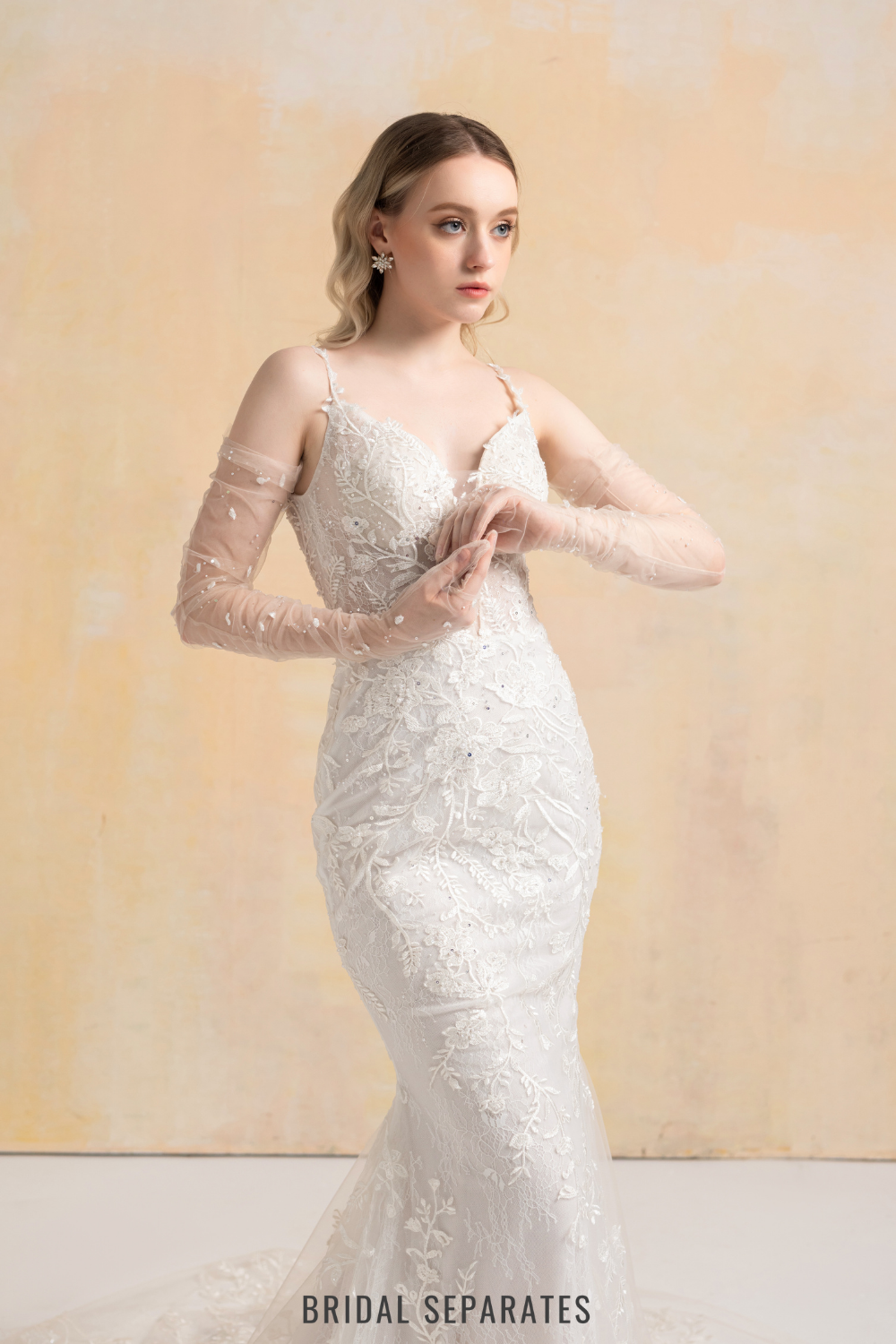 Mermaid  Wedding Dress with Detachable Sleeves / "Karina"