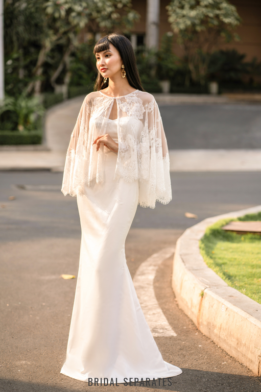 Lace Bridal Cape / "Laila"