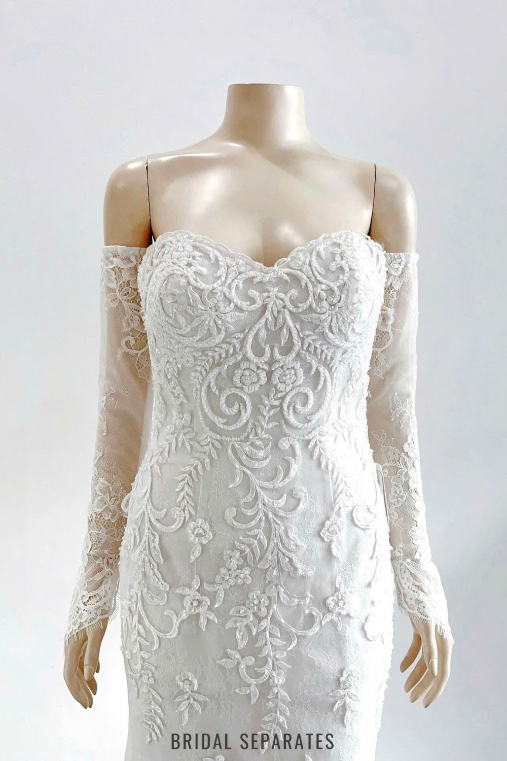 Chantilly Lace Detachable Sleeves / "Calantha"