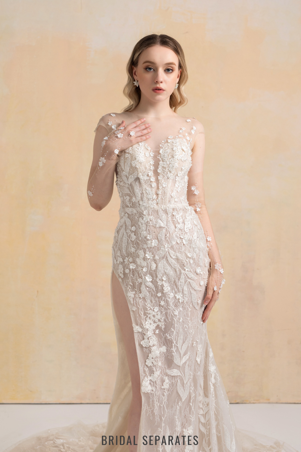 High Slit Wedding Dress with Detachable Sleeves / "Martina"