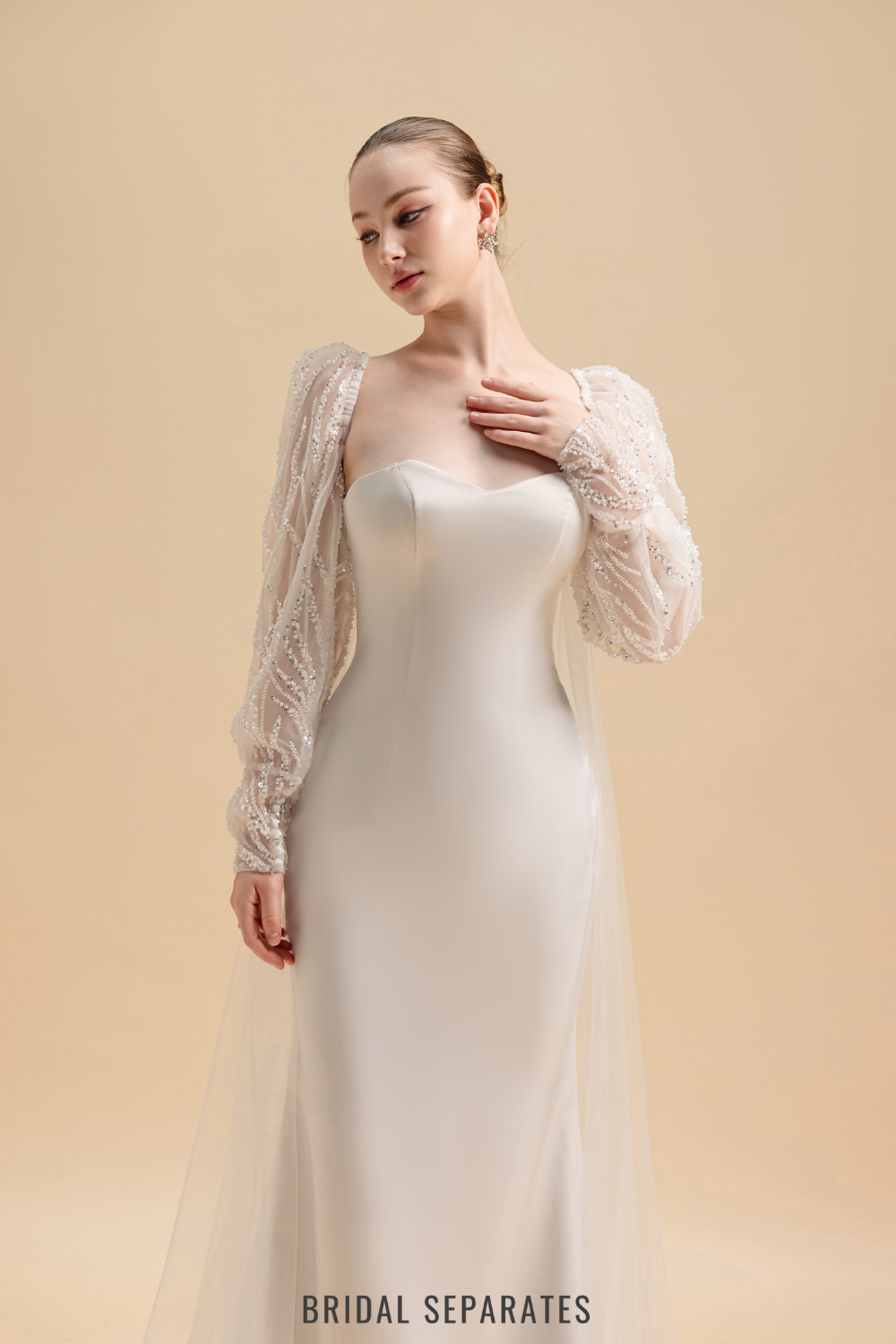 Long Sleeves Bridal Cape Veil / "Nalini"