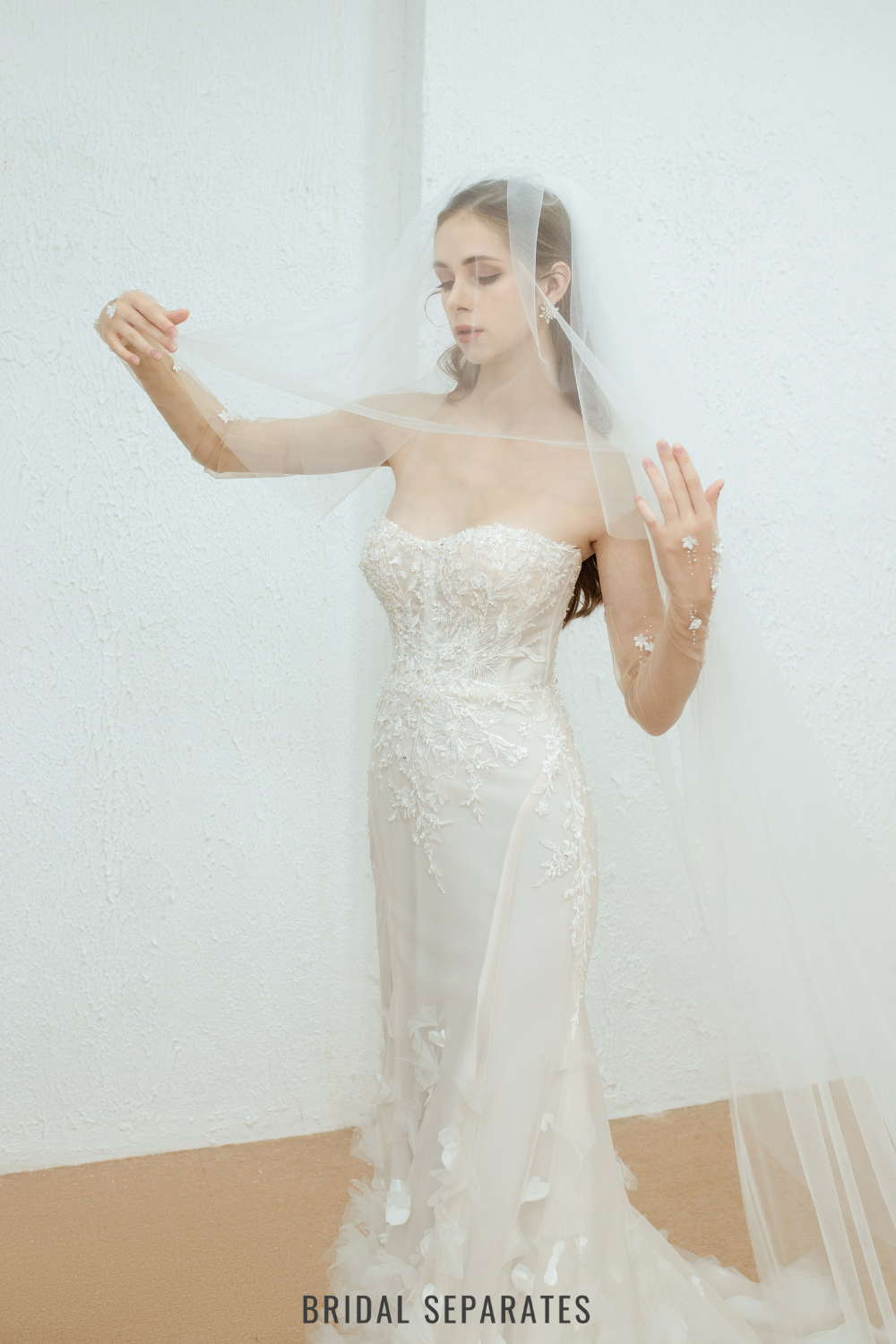 Two Layers Floral Lace Bridal Veil / "Jaimin"