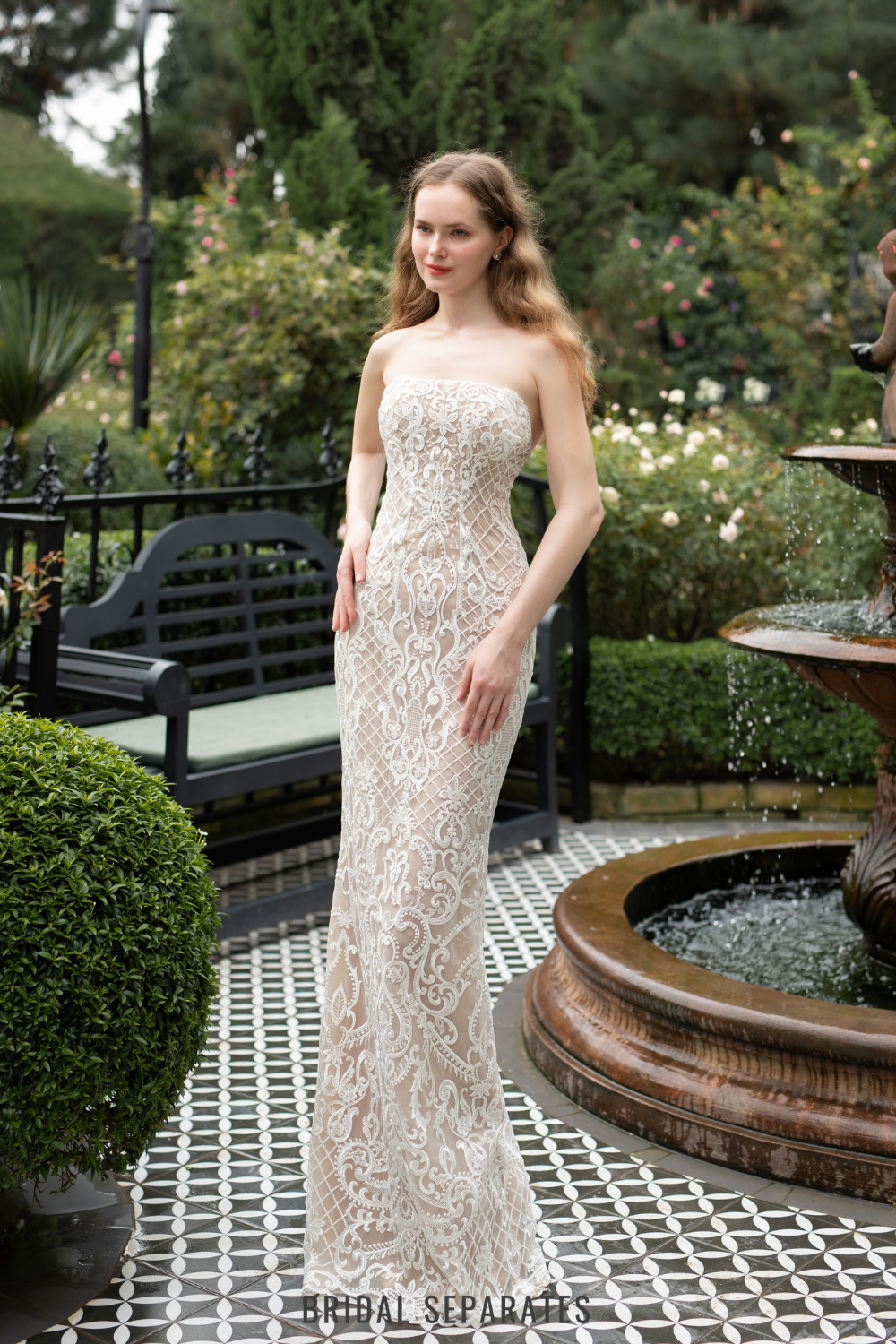 Lace Wedding Dress / "Cataleya"