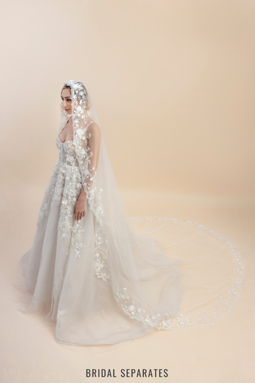 Mantilla Lace Bridal Veil / "Edna"