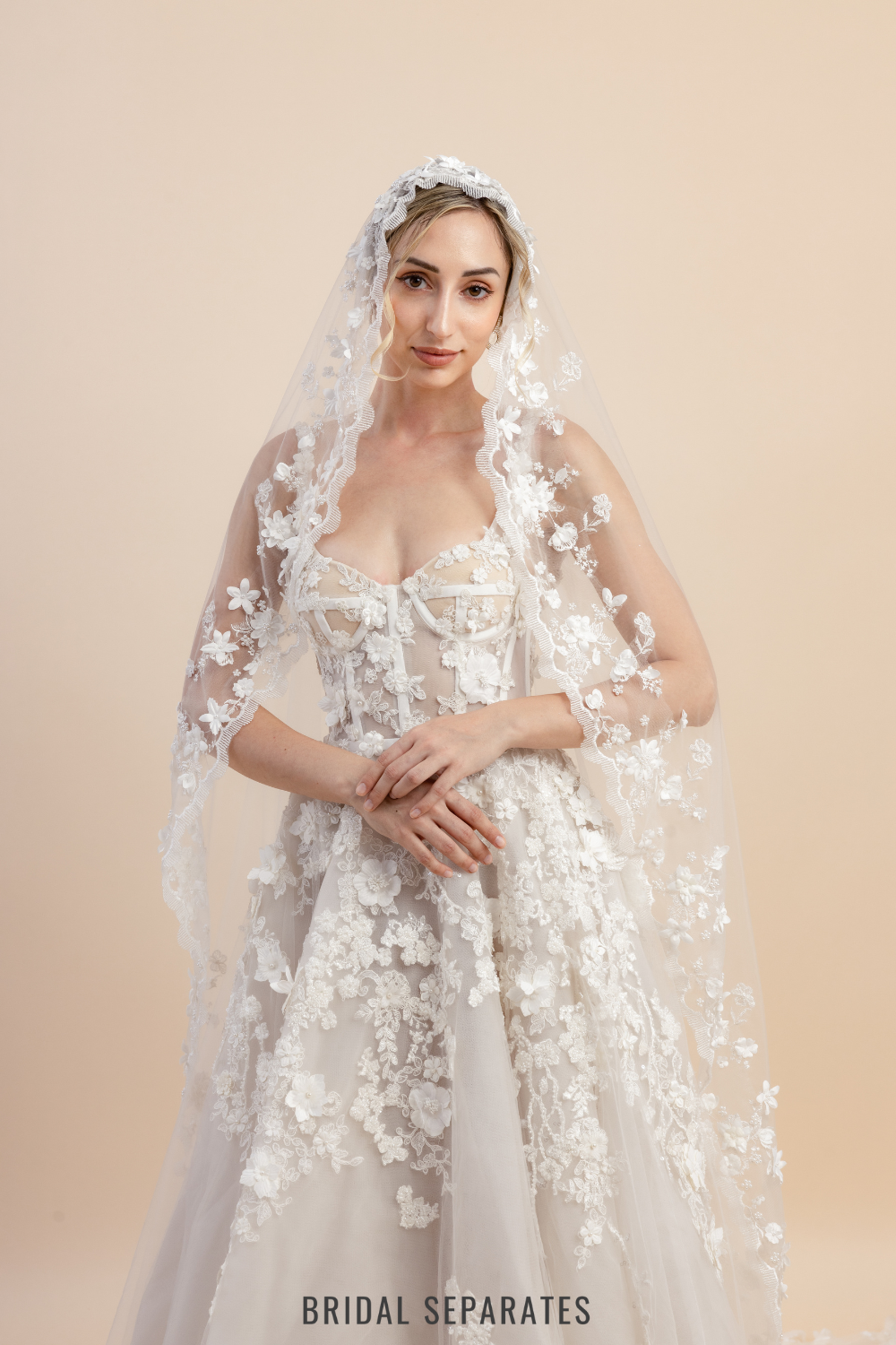 Mantilla Lace Bridal Veil / "Edna"