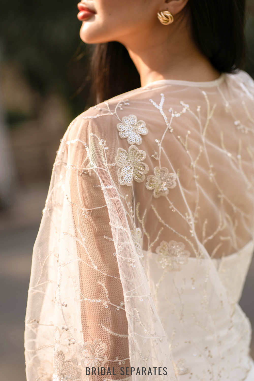 Lace Bridal Capelet / "Donia"