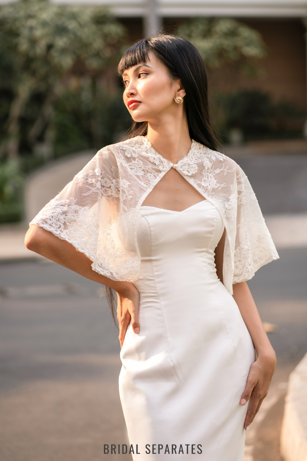 Short Bridal Cape / "Carina"