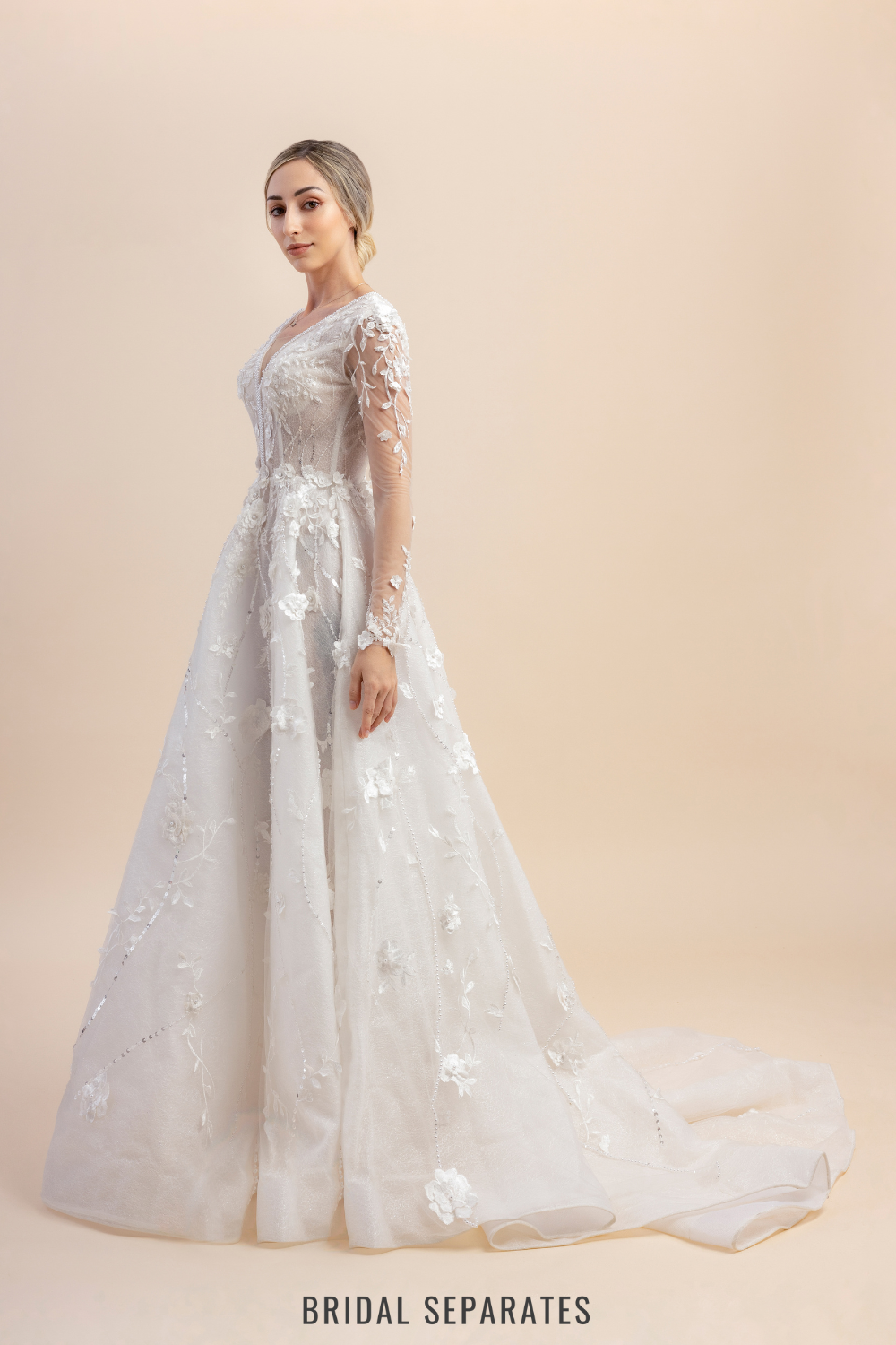 Long Sleeves Bridal Ball Gown / "Bella"