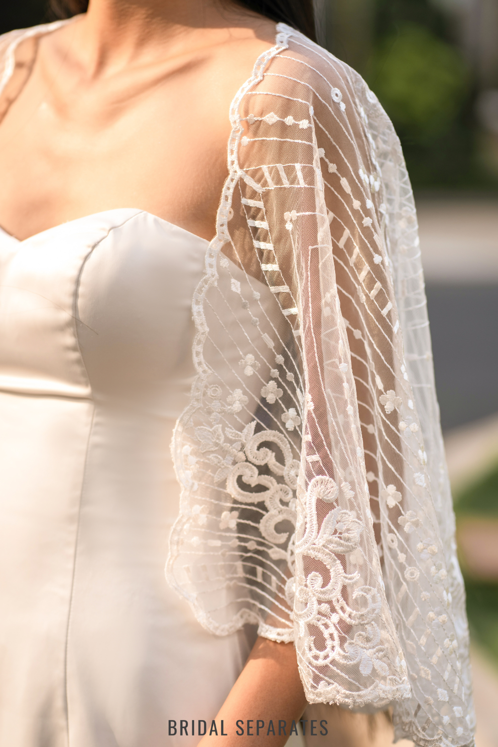 Lace Bridal Cape / "Annetta"